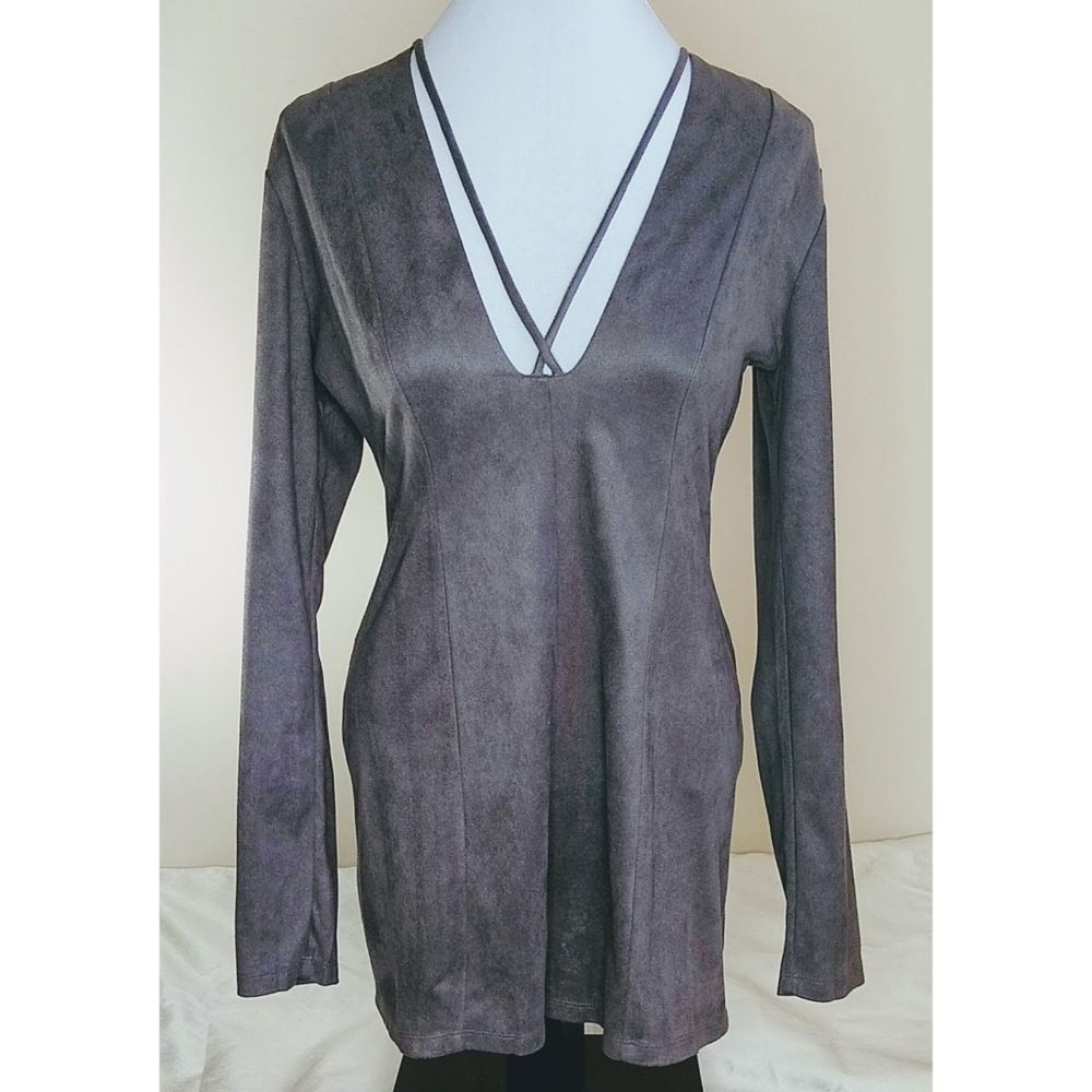 Favlux Romper Faux Suede Size Medium - Picture 3 of 5